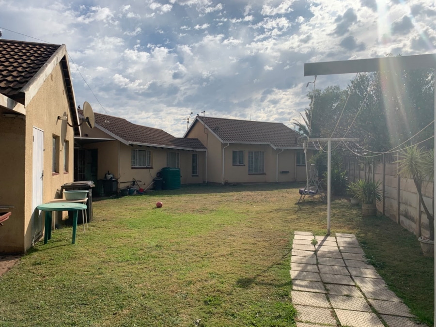 3 Bedroom Property for Sale in Leondale Gauteng