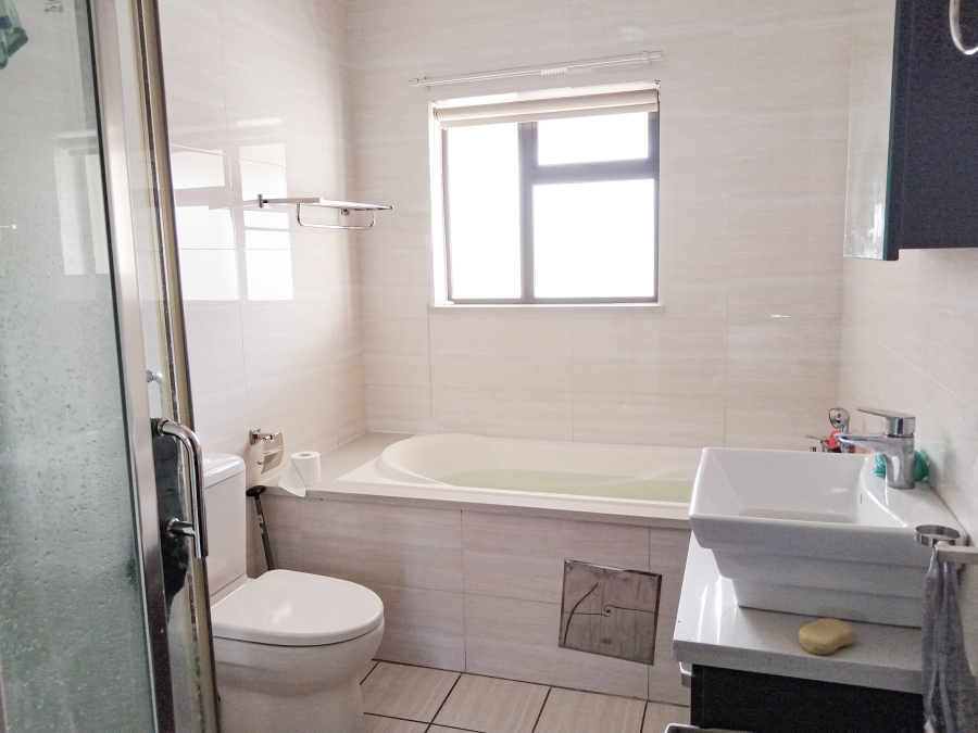 2 Bedroom Property for Sale in Summerset Gauteng