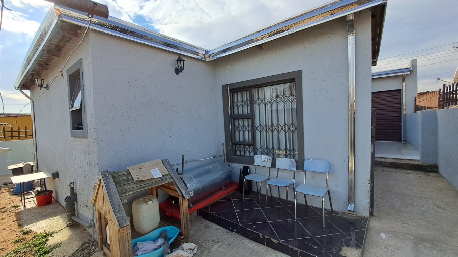 3 Bedroom Property for Sale in Ratanda Gauteng