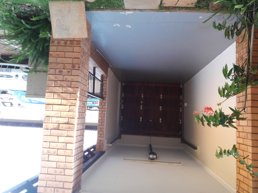 2 Bedroom Property for Sale in Newlands Gauteng