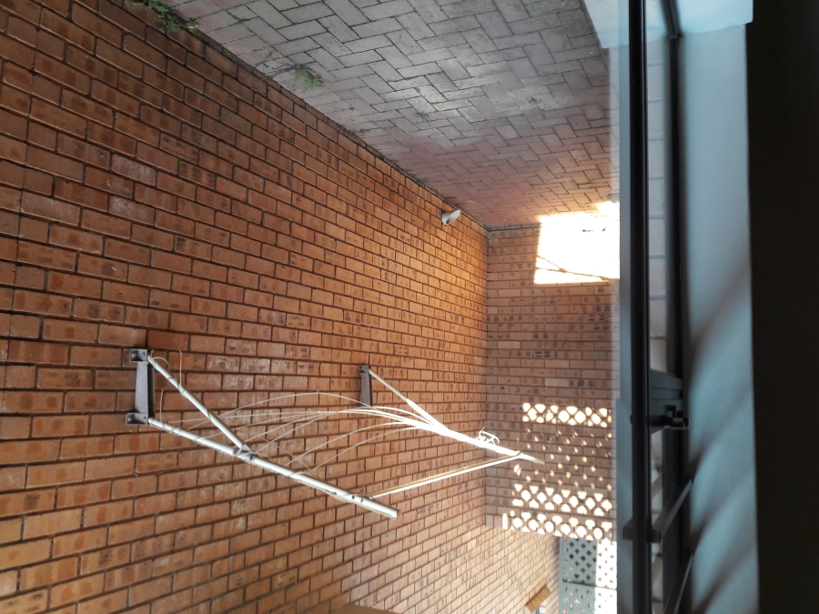 2 Bedroom Property for Sale in Newlands Gauteng
