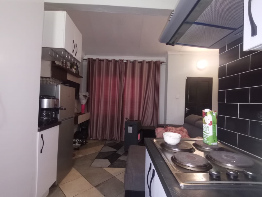 2 Bedroom Property for Sale in Savanna City Gauteng