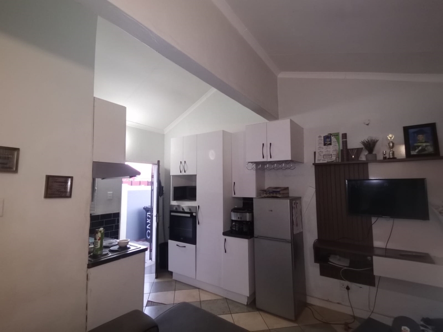 2 Bedroom Property for Sale in Savanna City Gauteng