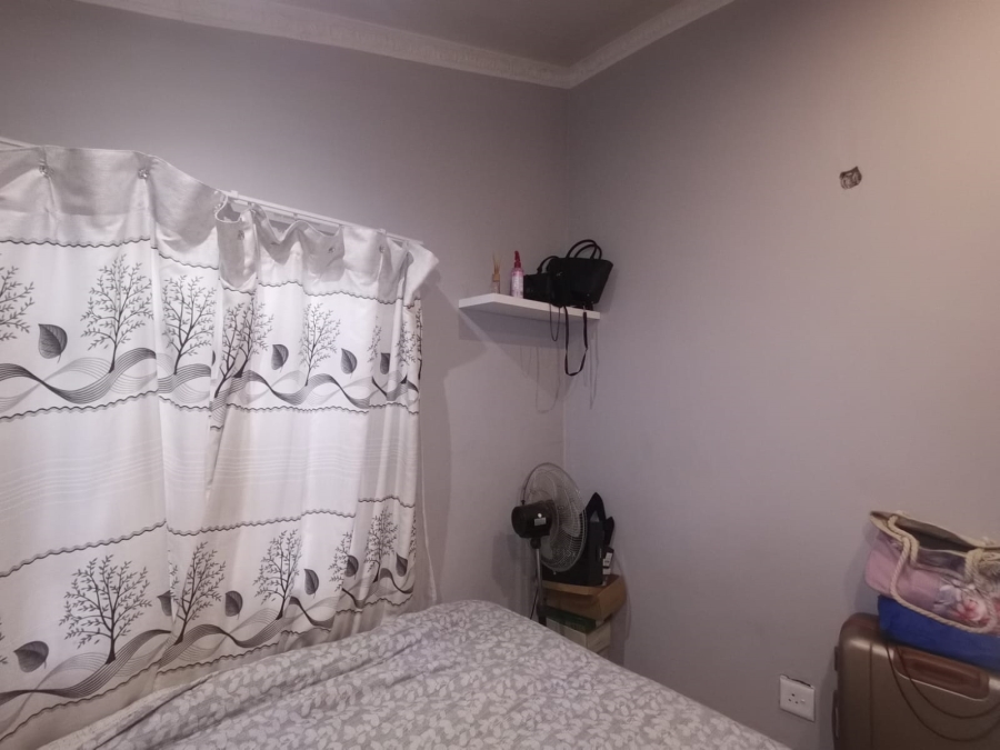 2 Bedroom Property for Sale in Savanna City Gauteng