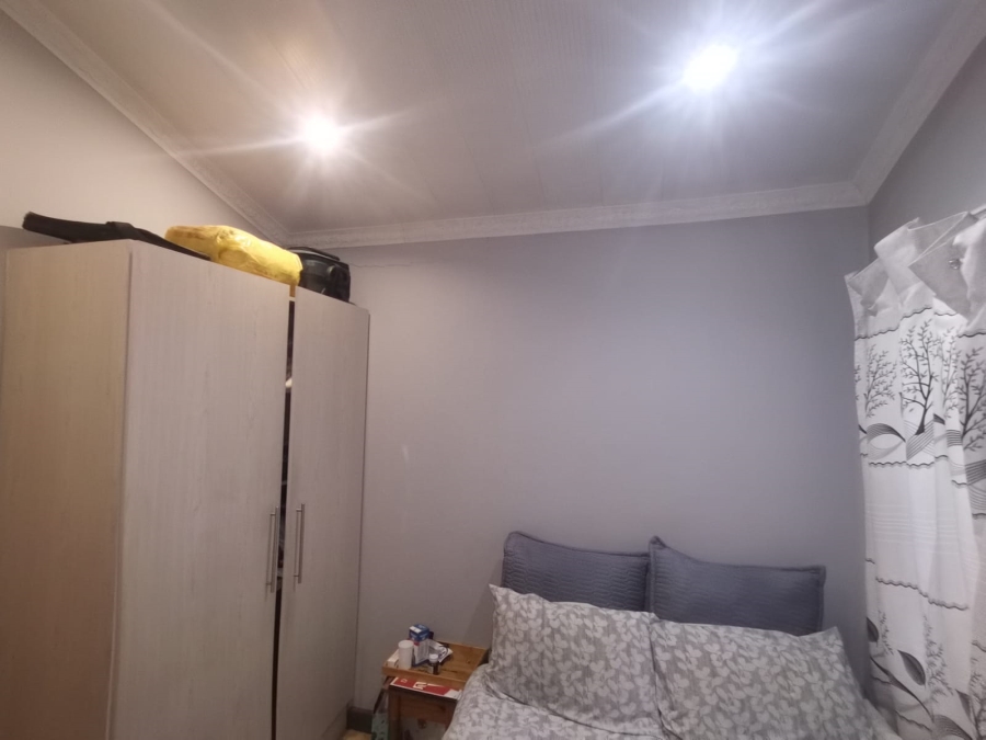 2 Bedroom Property for Sale in Savanna City Gauteng