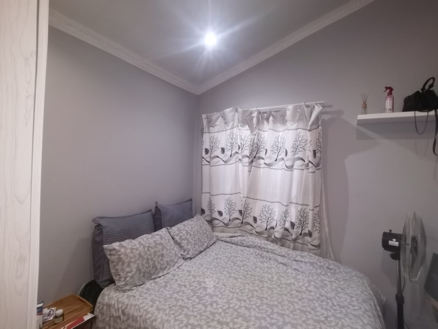 2 Bedroom Property for Sale in Savanna City Gauteng