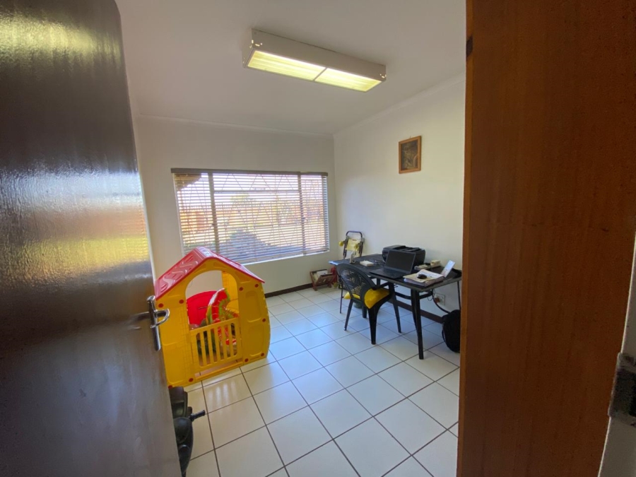 5 Bedroom Property for Sale in Spaarwater Gauteng