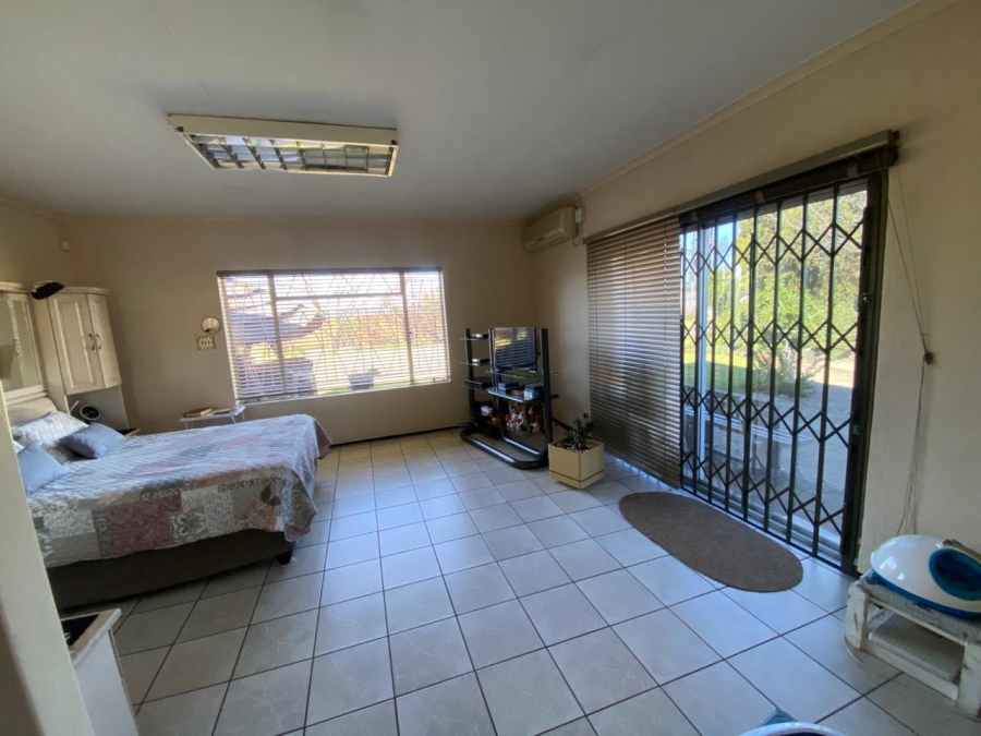 5 Bedroom Property for Sale in Spaarwater Gauteng