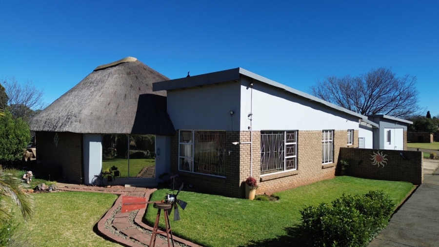 5 Bedroom Property for Sale in Spaarwater Gauteng