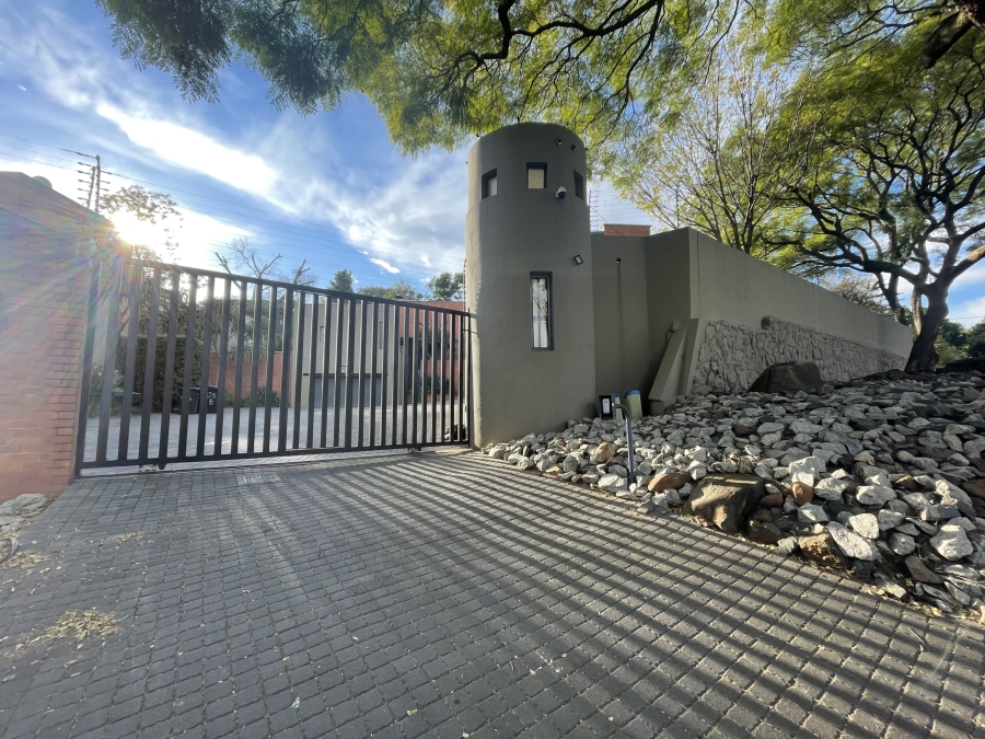 4 Bedroom Property for Sale in Menlo Park Gauteng