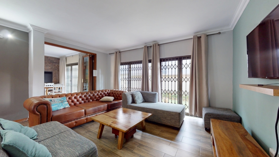 4 Bedroom Property for Sale in La Como Lifestyle Estate Gauteng
