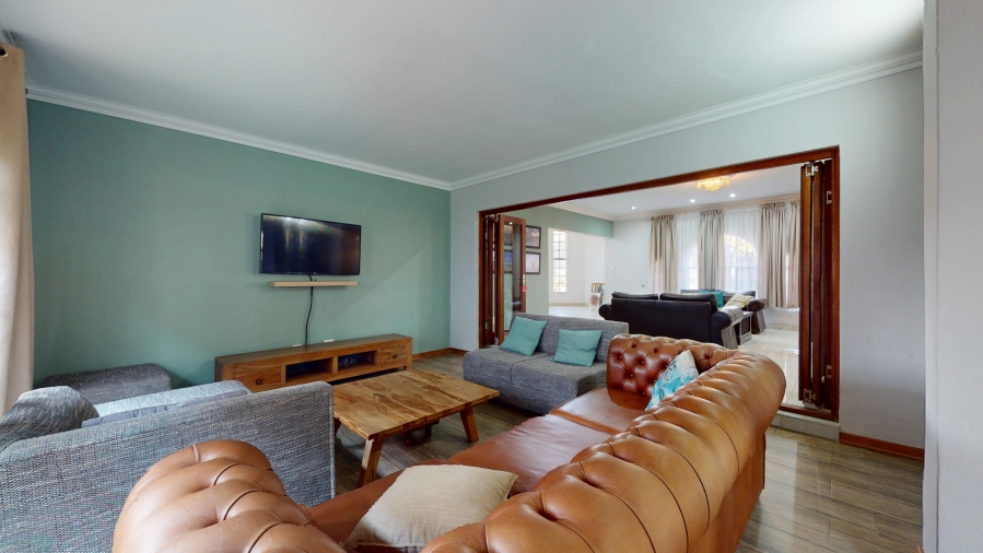 4 Bedroom Property for Sale in La Como Lifestyle Estate Gauteng