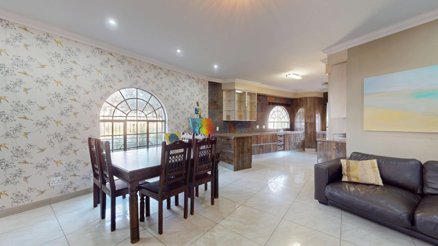 4 Bedroom Property for Sale in La Como Lifestyle Estate Gauteng