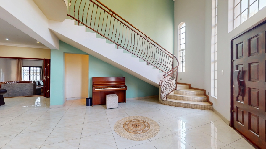 4 Bedroom Property for Sale in La Como Lifestyle Estate Gauteng