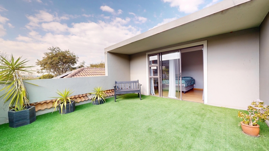 4 Bedroom Property for Sale in La Como Lifestyle Estate Gauteng