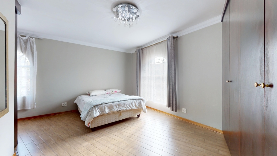 4 Bedroom Property for Sale in La Como Lifestyle Estate Gauteng