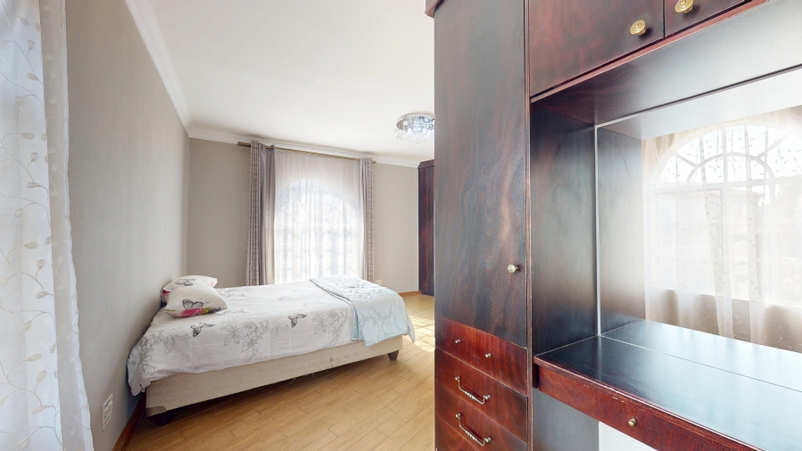4 Bedroom Property for Sale in La Como Lifestyle Estate Gauteng