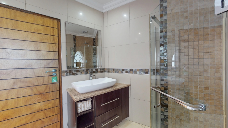 4 Bedroom Property for Sale in La Como Lifestyle Estate Gauteng