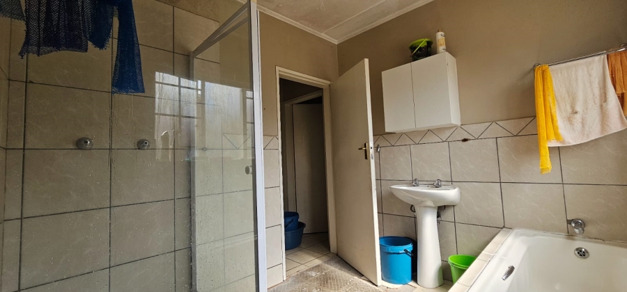 2 Bedroom Property for Sale in Amberfield Gauteng