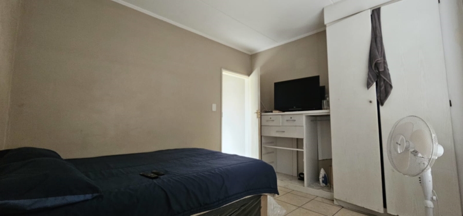 2 Bedroom Property for Sale in Amberfield Gauteng