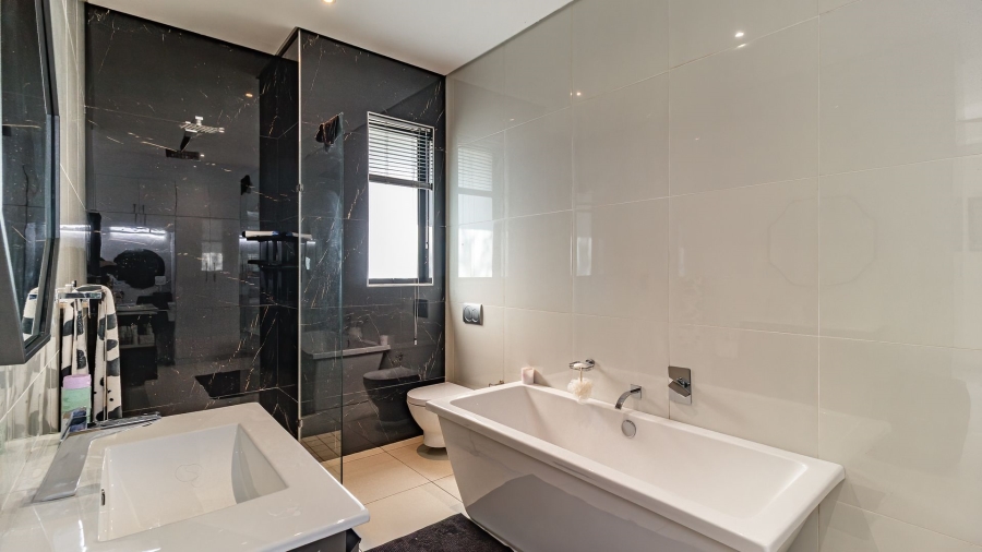 4 Bedroom Property for Sale in Roodeplaat Gauteng