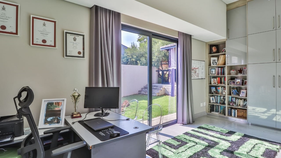 4 Bedroom Property for Sale in Roodeplaat Gauteng