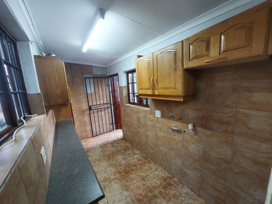 5 Bedroom Property for Sale in Magalieskruin Gauteng