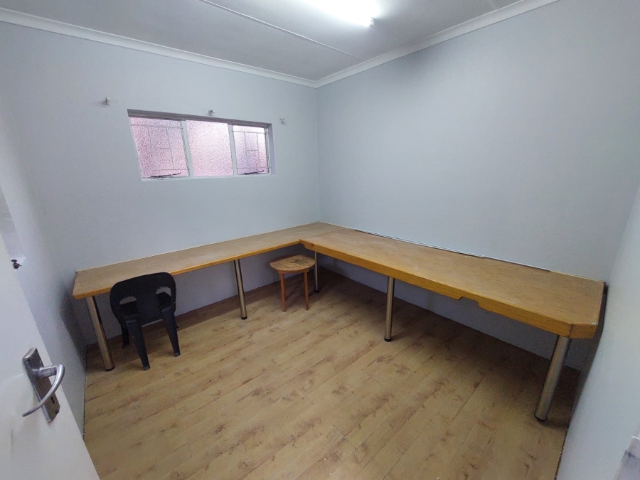 5 Bedroom Property for Sale in Magalieskruin Gauteng