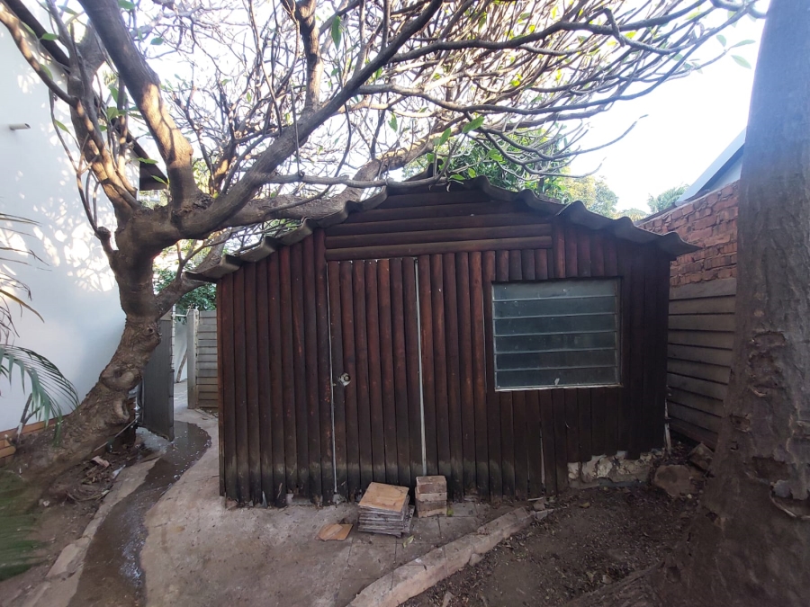 5 Bedroom Property for Sale in Magalieskruin Gauteng