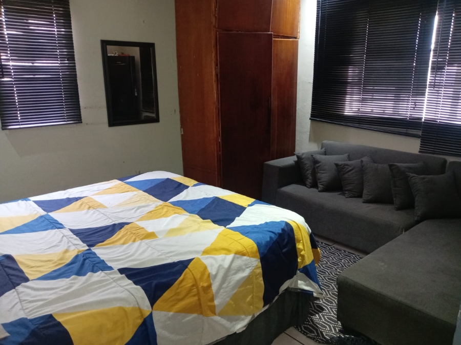 4 Bedroom Property for Sale in Vanderbijlpark CW 5 Gauteng