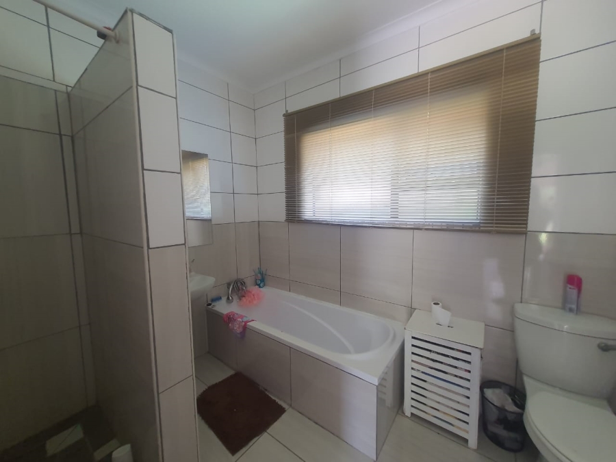 3 Bedroom Property for Sale in Ebner On Vaal Gauteng