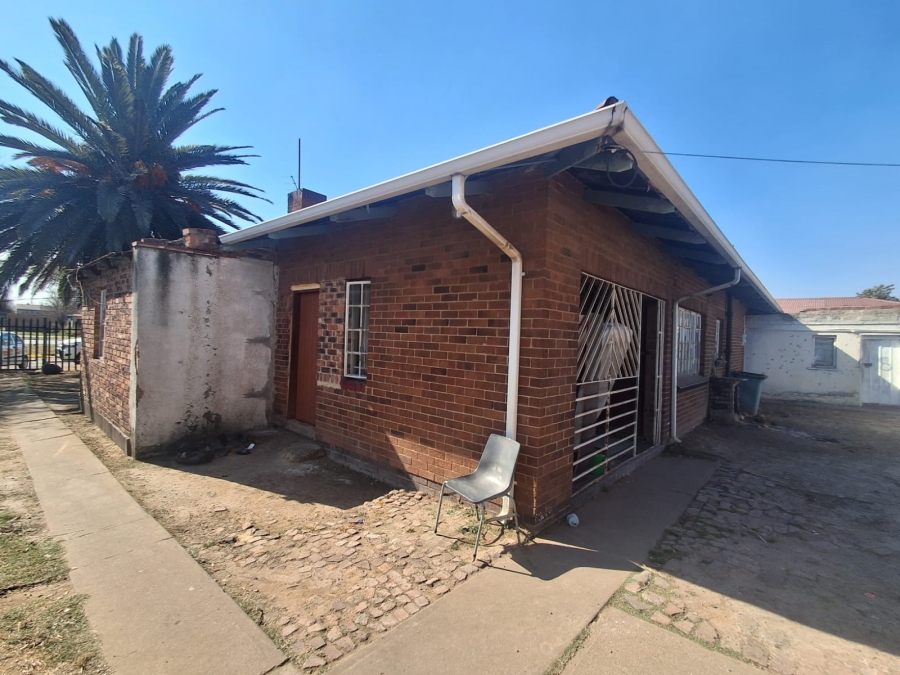 6 Bedroom Property for Sale in Vereeniging Gauteng