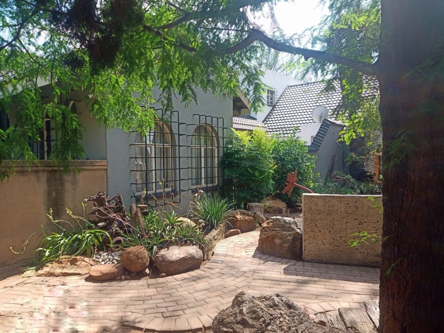3 Bedroom Property for Sale in Selcourt Gauteng