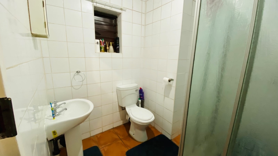 2 Bedroom Property for Sale in Riviera Gauteng