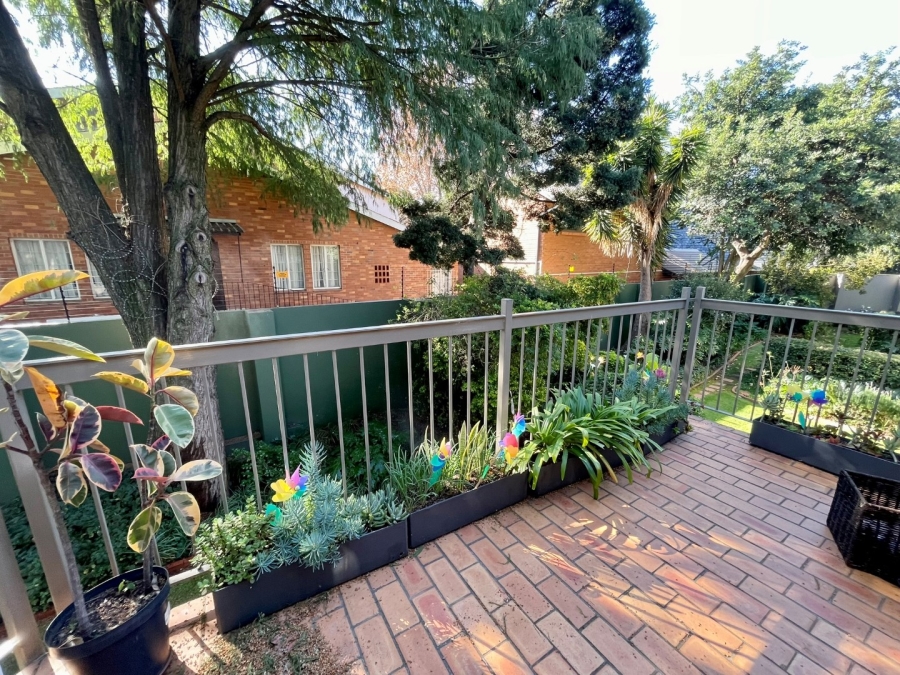 2 Bedroom Property for Sale in Bryanston Gauteng