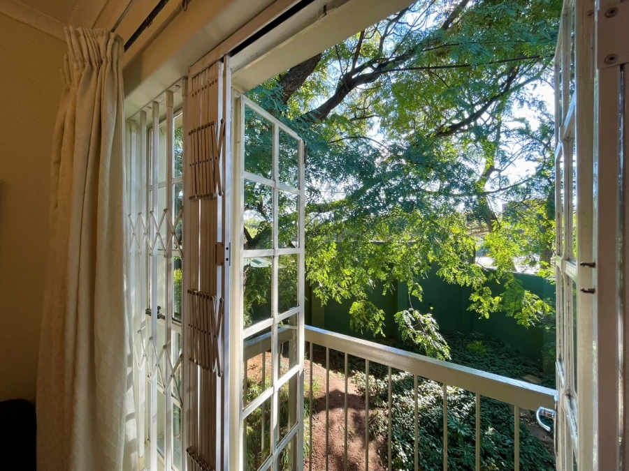 2 Bedroom Property for Sale in Bryanston Gauteng