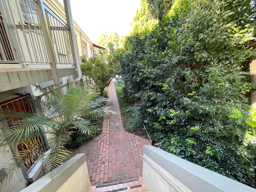 2 Bedroom Property for Sale in Bryanston Gauteng