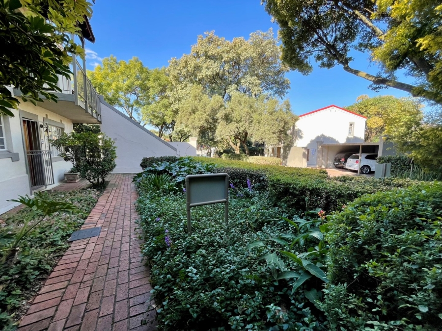 2 Bedroom Property for Sale in Bryanston Gauteng