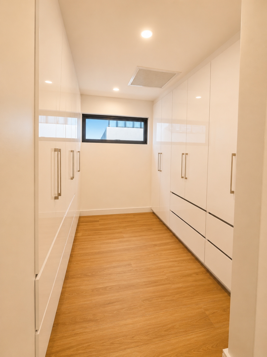 3 Bedroom Property for Sale in Illovo Gauteng