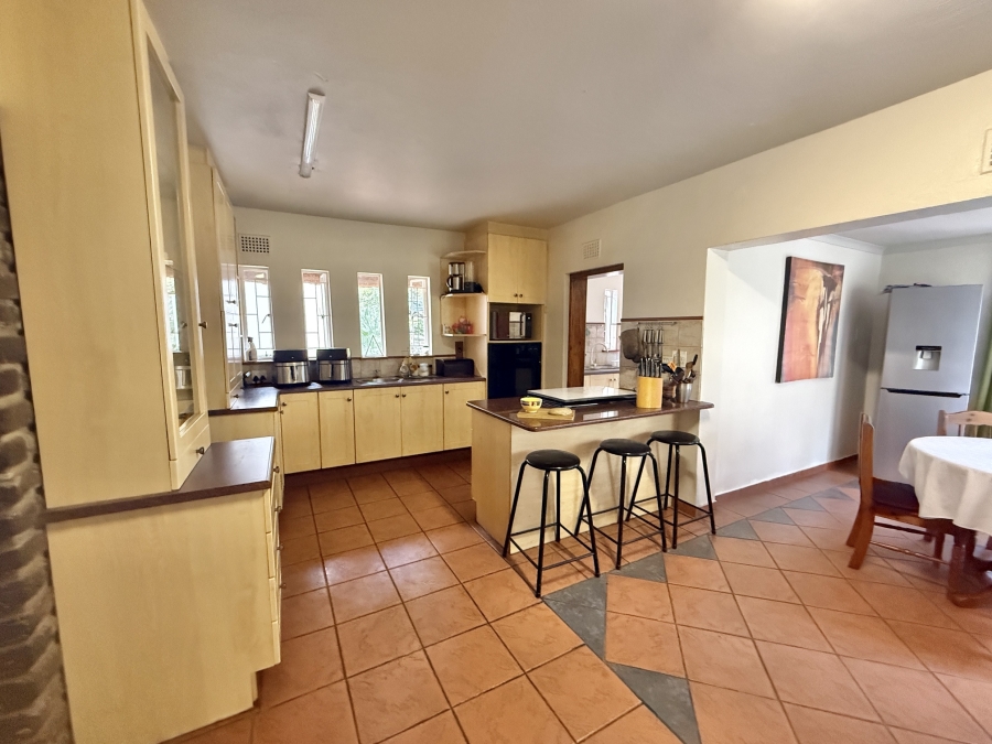 9 Bedroom Property for Sale in Poortview Gauteng