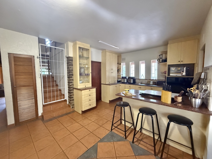 9 Bedroom Property for Sale in Poortview Gauteng