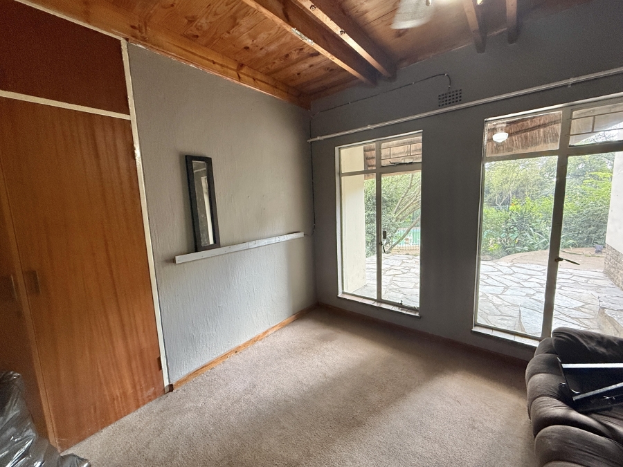 9 Bedroom Property for Sale in Poortview Gauteng