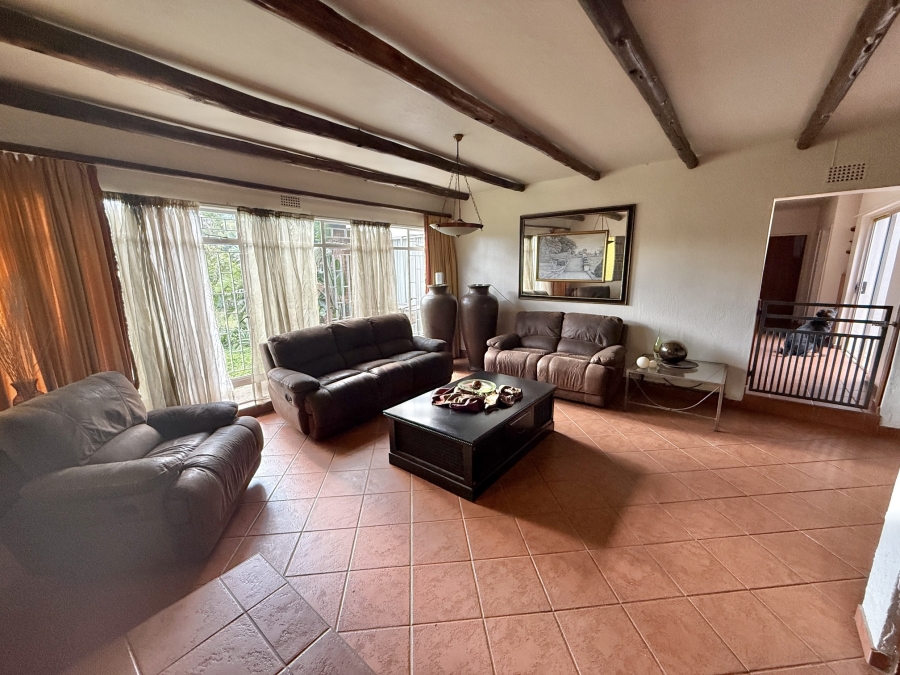 9 Bedroom Property for Sale in Poortview Gauteng