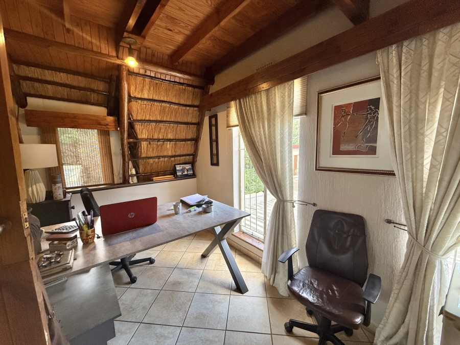 9 Bedroom Property for Sale in Poortview Gauteng