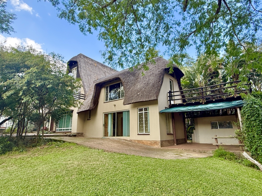 9 Bedroom Property for Sale in Poortview Gauteng