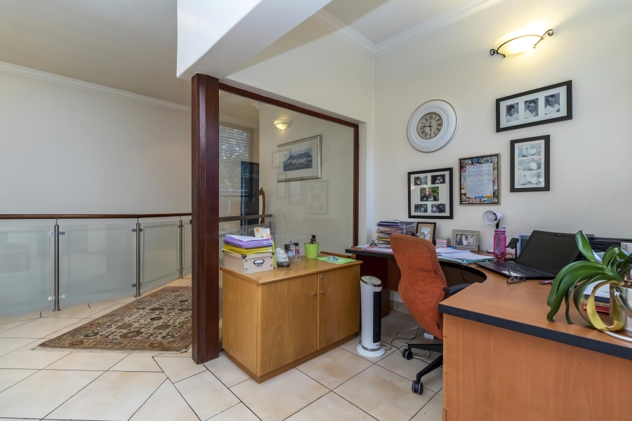 To Let 3 Bedroom Property for Rent in Morningside Gauteng