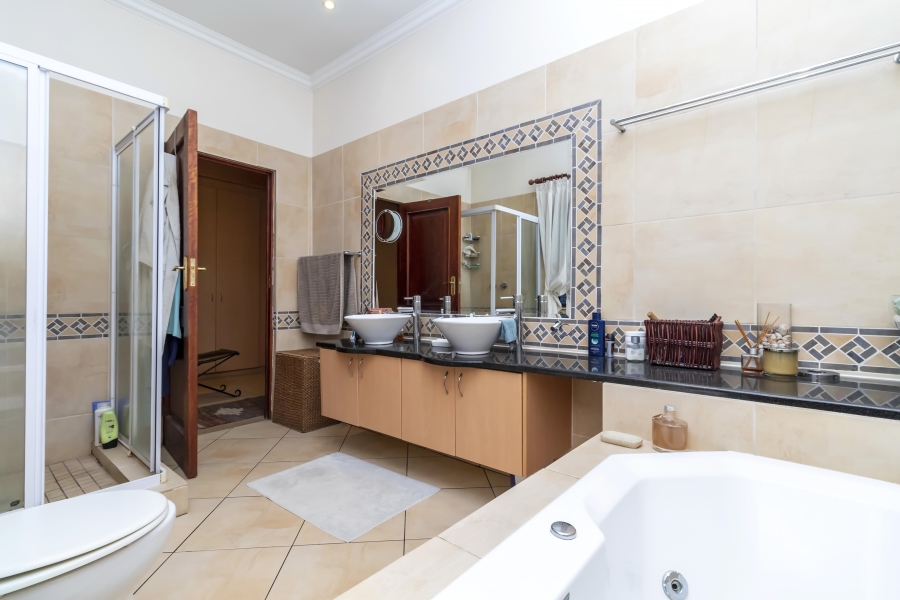 To Let 3 Bedroom Property for Rent in Morningside Gauteng