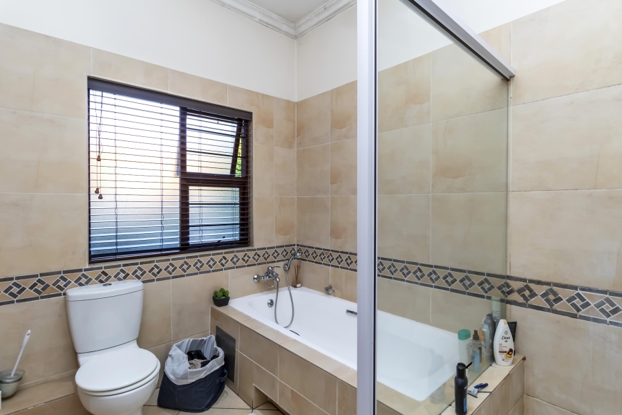 To Let 3 Bedroom Property for Rent in Morningside Gauteng
