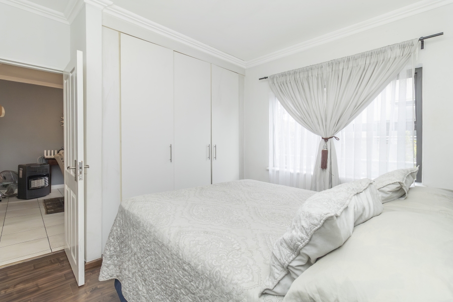 2 Bedroom Property for Sale in Edenburg Gauteng