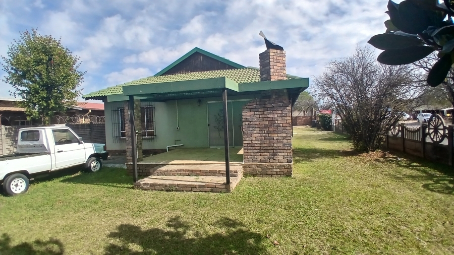 4 Bedroom Property for Sale in East Lynne Gauteng